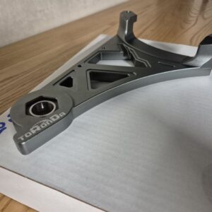 Toronda Brace Grijs Side